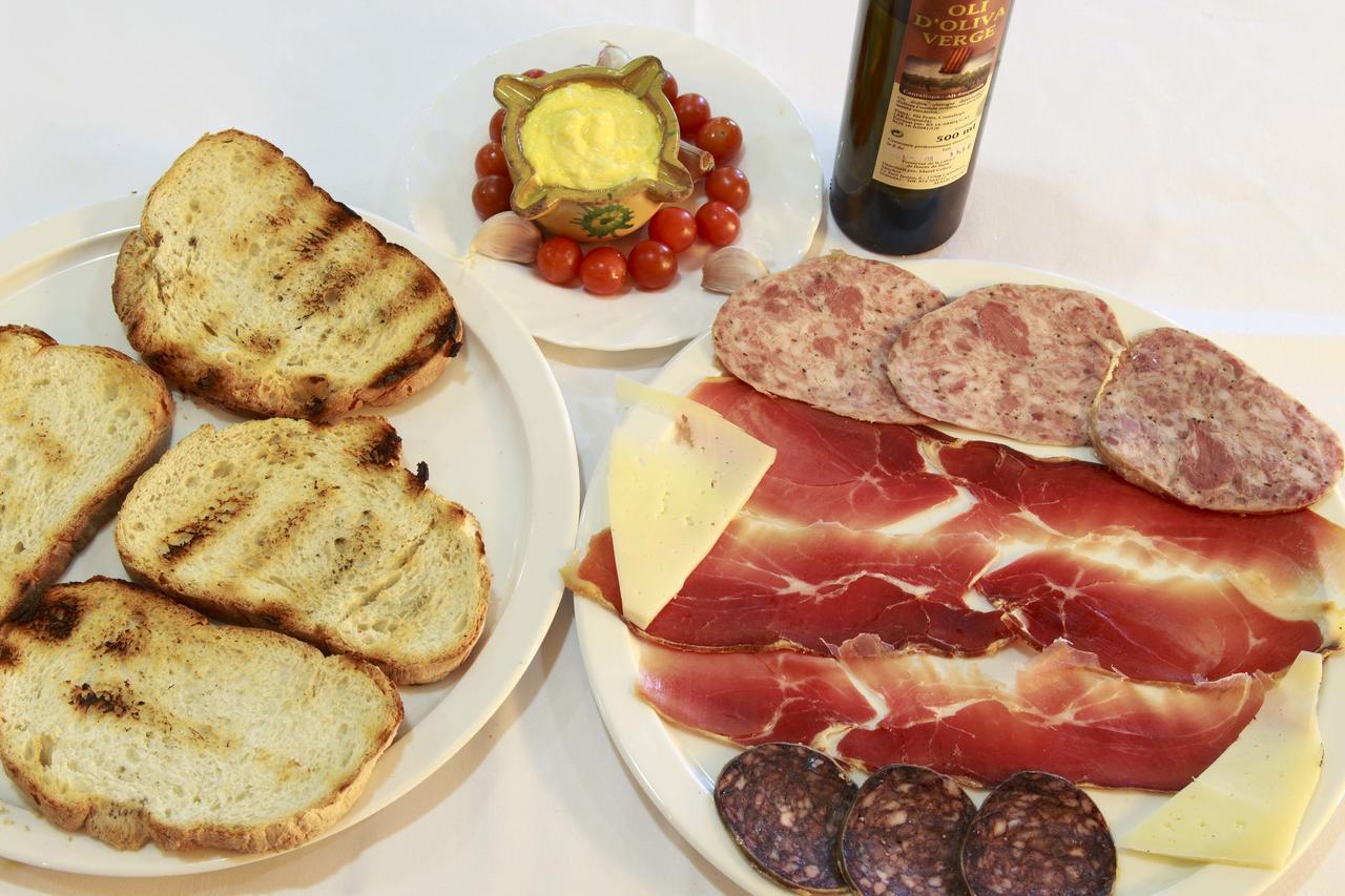 Ca La Conxita Hostal & Restaurante 호텔 La Vajol 외부 사진